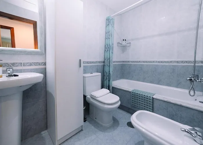 Clasico Y Luminoso En By *