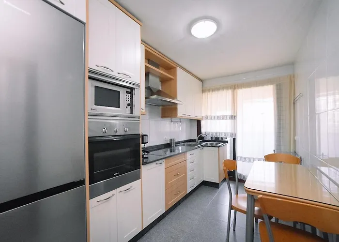 Clasico Y Luminoso En By Apartmán