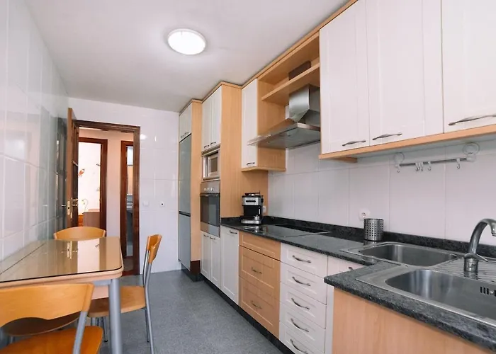 Clasico Y Luminoso En By Vigo